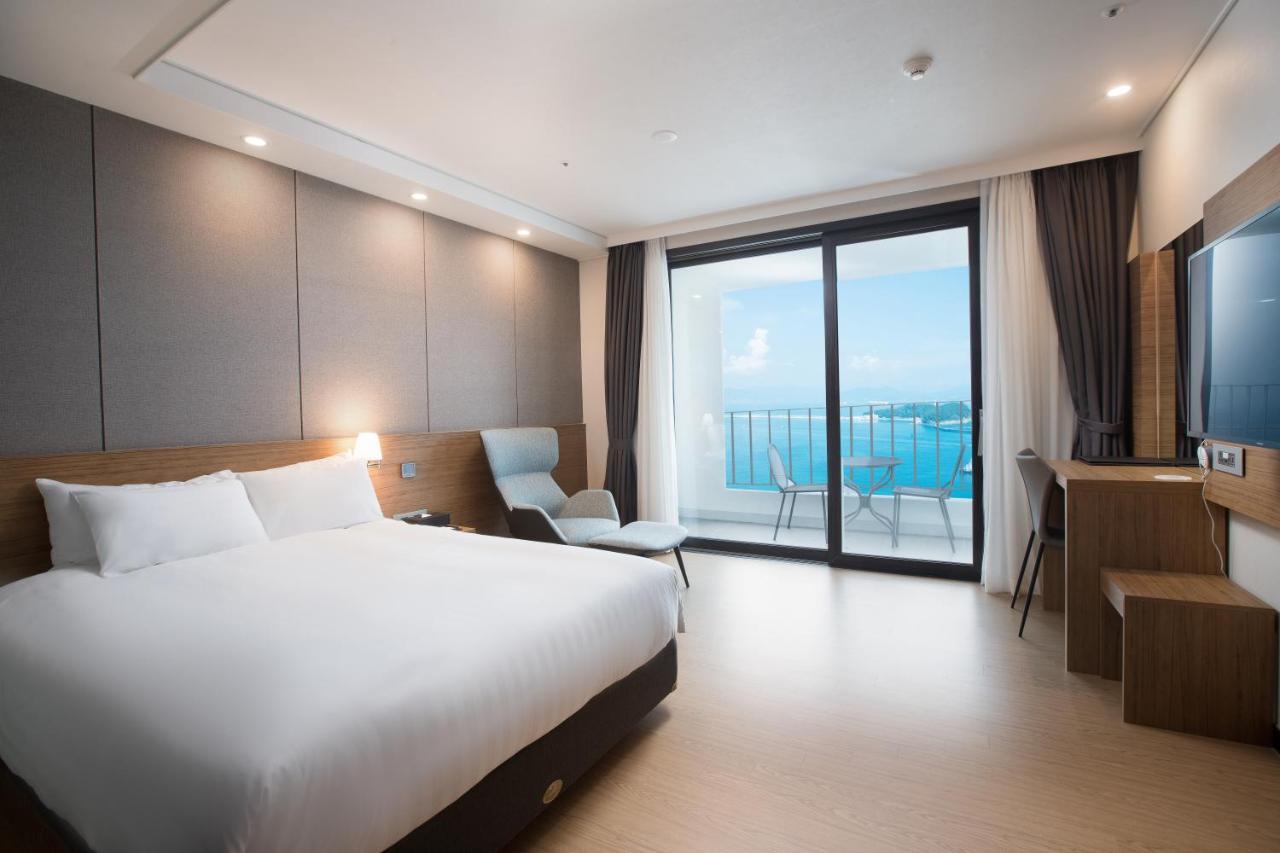 Utop Marina Hotel & Resort Yeosu Exterior foto