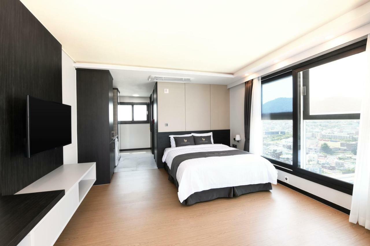 Utop Marina Hotel & Resort Yeosu Exterior foto